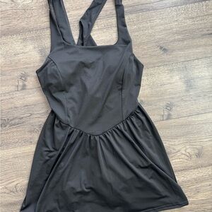 Women’s black athletic dress with built in shorts - XL